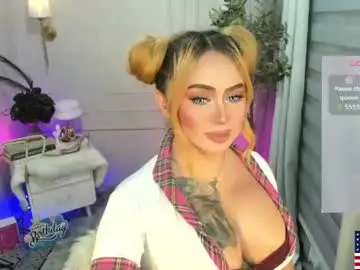 Chaturbate Free Porn Cam of barbietop_alexa69