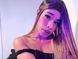 Streamate Best live sex cam show of SweetsIvonnyts