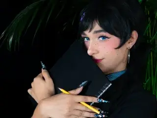 Streamate Watch Live Sex Cams of Mikavelvet777