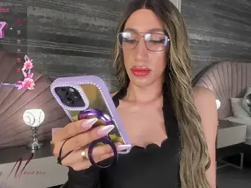 Stripchat Free Live Porn of Nayla_Monroee