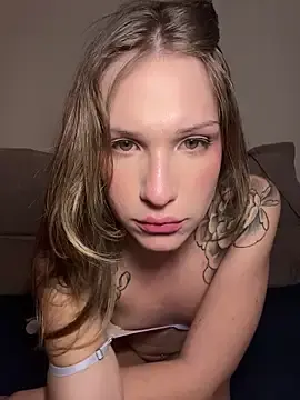 Stripchat Live Sex Cam of ayadollxxx