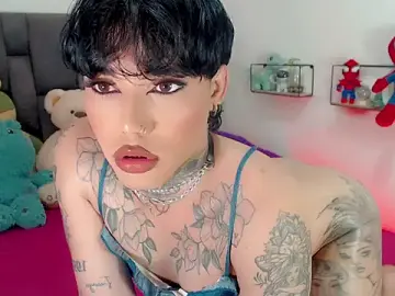 Stripchat Live Sex Cam of little_star_porn