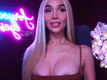 Stripchat Adult Webcam of xxforyoureyesonlyxx