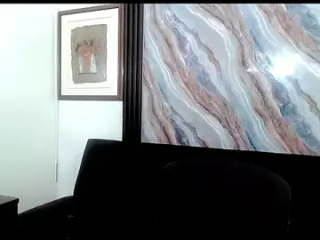 Stripchat Free Porn Cam of bellatrixx_69