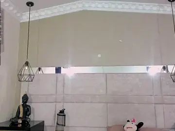 Stripchat Sex Cam of kimCosseyy