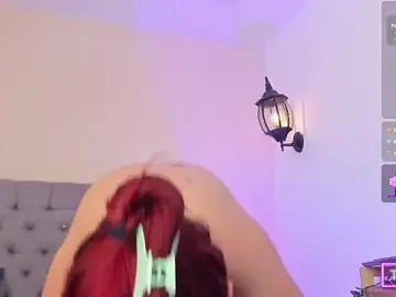 Stripchat Watch Live Sex Cams of Maite_Smith_