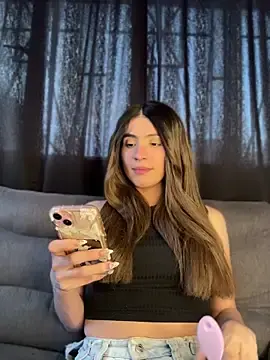 Stripchat Sex Cam of Lottus_fire