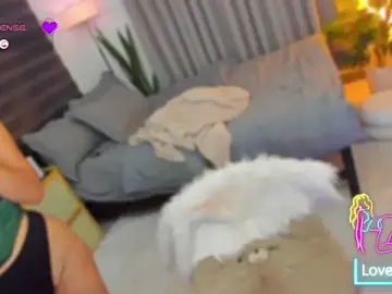 Stripchat Live Sex Cam of UrSluttyGoddess