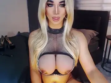 Stripchat Adult Webcams of 10inDominantAica