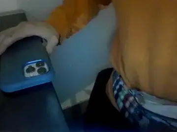 Stripchat Live Sex Cam of Teddy4420