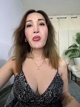 Stripchat Live Sex Cam of Tony_8706