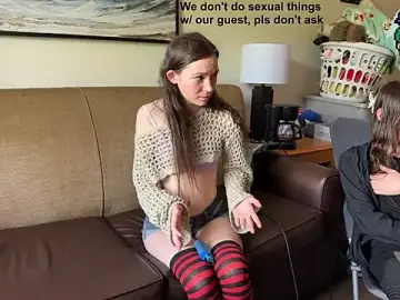 Stripchat Free Porn Cam of manicpixiedreamfrog