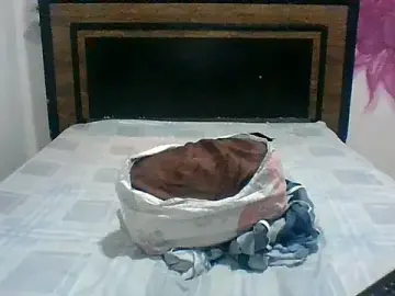 Stripchat Free Porn Cam of AlbertBigCock