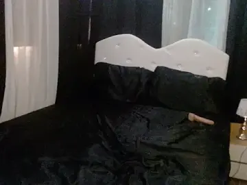 Stripchat Free Porn Cam of AshantTsiBigCock
