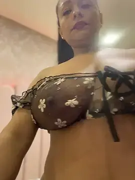 Stripchat Watch Live Sex Cams of sofia_xxx02