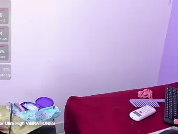 Stripchat Free Porn Cam of selene_cute05