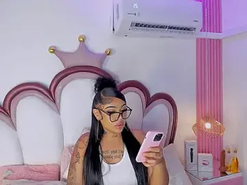 Stripchat Nude Webcam of Mia_Jansen