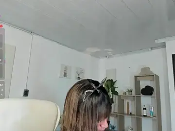Stripchat Watch Live Sex Cams of Kendry_fox420_