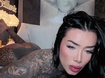 Stripchat Adult Webcams of belllbonniie