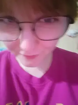 Stripchat Free Porn Cam of wehavepussies_xoxo