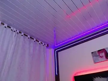 Stripchat Sex Cam of SeleneMore