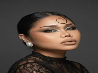 Xlovecam Live Porn of AimyHotCumTrans